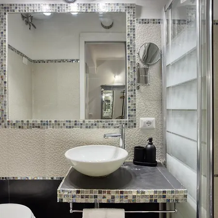 Trastevere Loft - Bright & Quiet By Rhr Appartamento *
